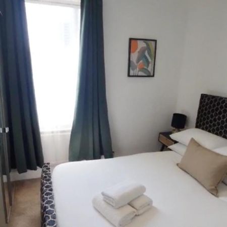 Charming Tower Bridge Apartment London Eksteriør billede